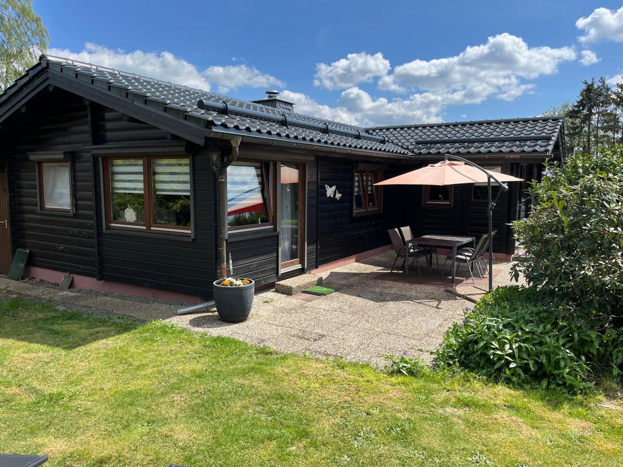 Blockhaus Ferienzauber Villa Bromskirchen Exterior photo